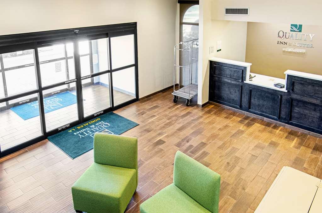 Quality Inn & Suites Near Tanger Outlet Mall Gonzales Nội địa bức ảnh